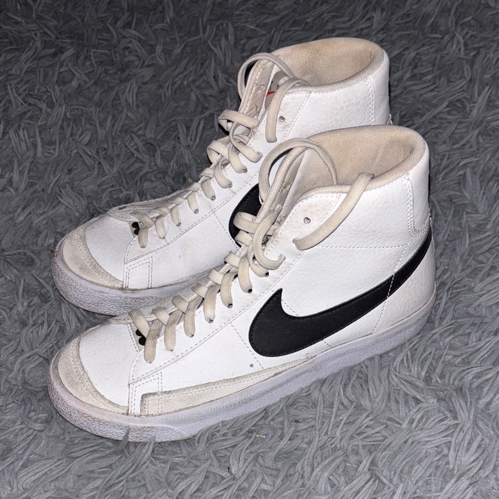 Nike Blazers woman’s